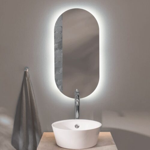 Oval badrumsspegel med ambient LED-belysning